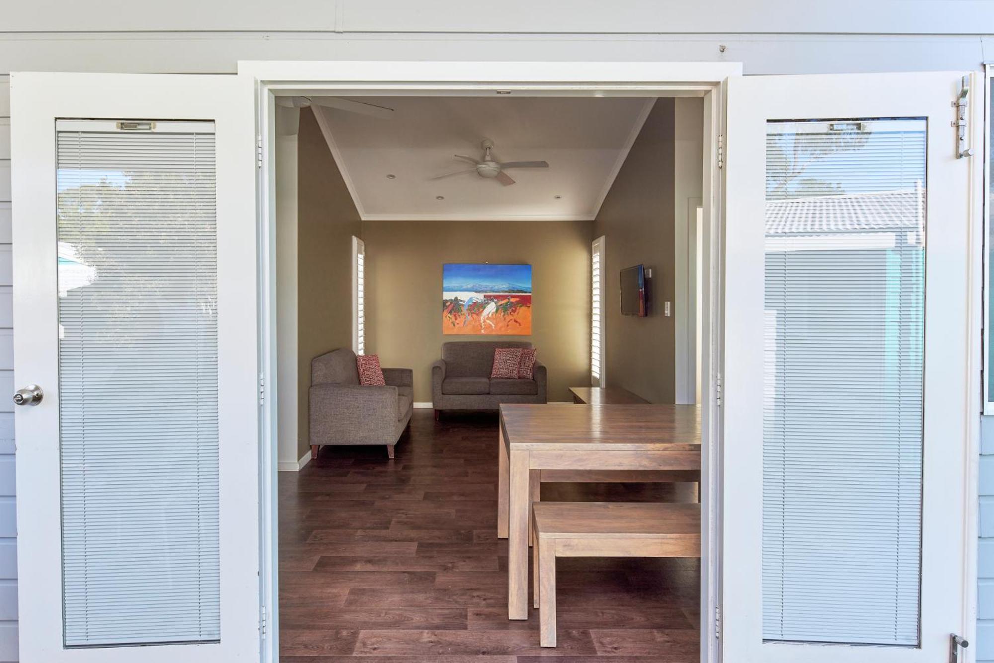 Nrma Ocean Beach Holiday Resort Umina Beach Exterior photo